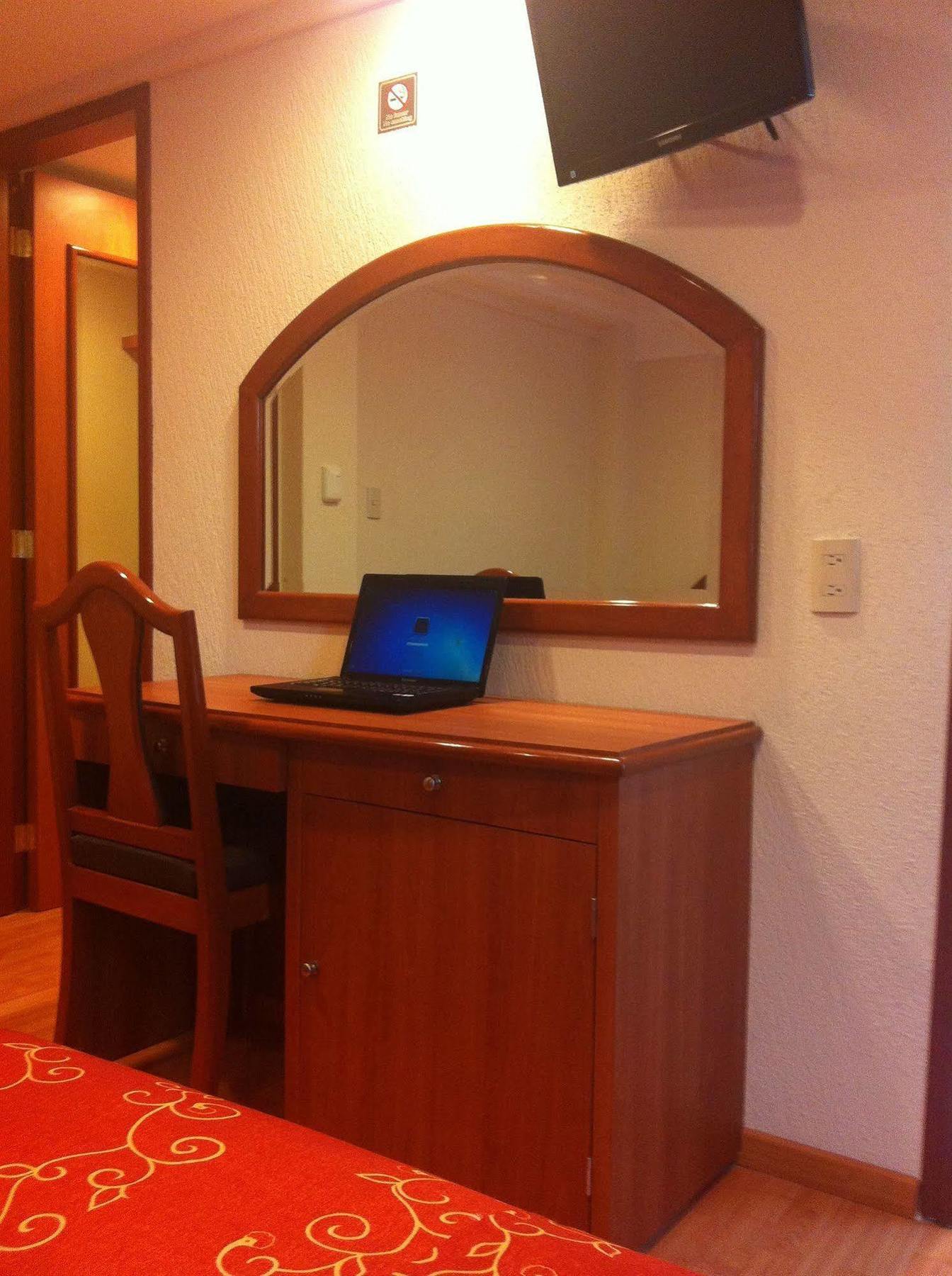 Hotel Premier Мехико Экстерьер фото